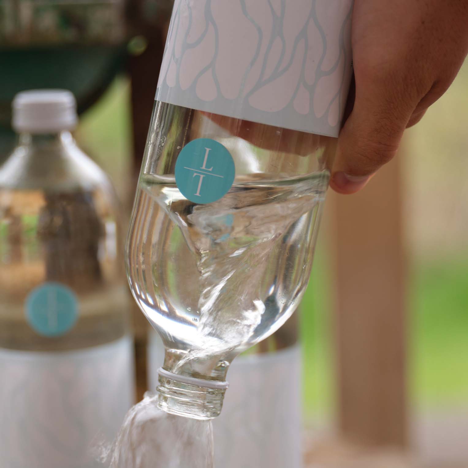750mL Bottled Australian Sparkling Mineral Water LyonviL